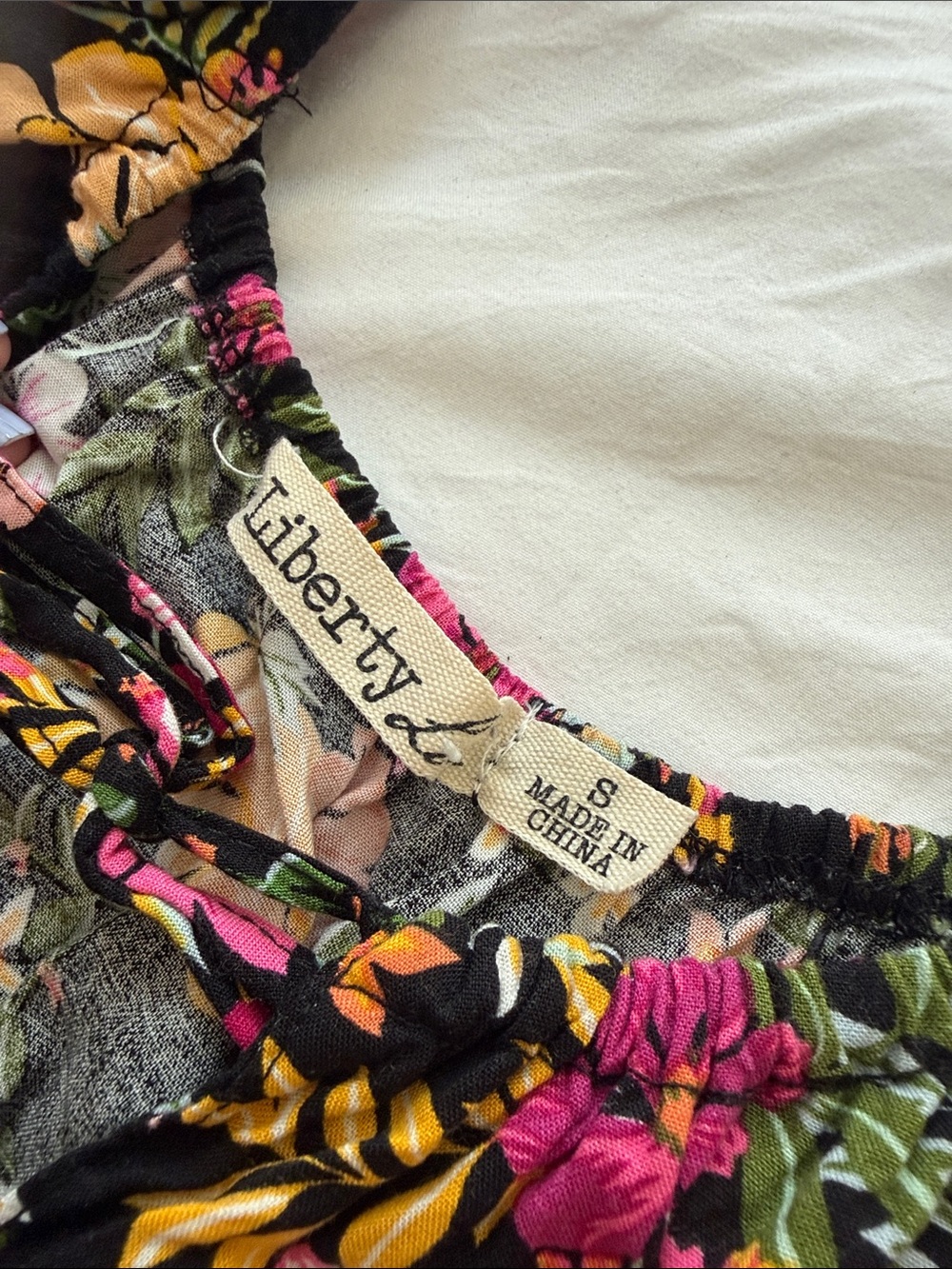 Black Floral Puff-Sleeve Dress - Pink & Yellow Floral - Picture 2 of 3